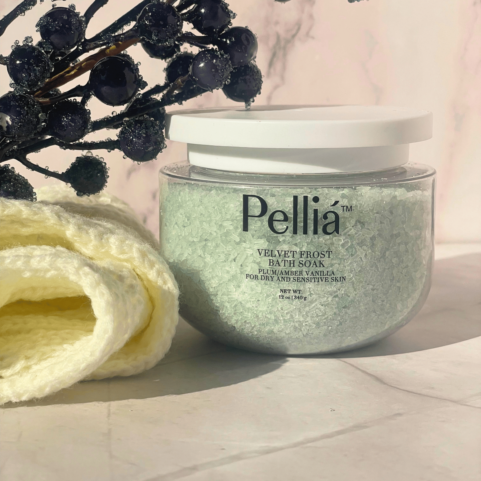 Velvet Frost Aromatherapy Bath Soak for Dry Skin | Pelliá